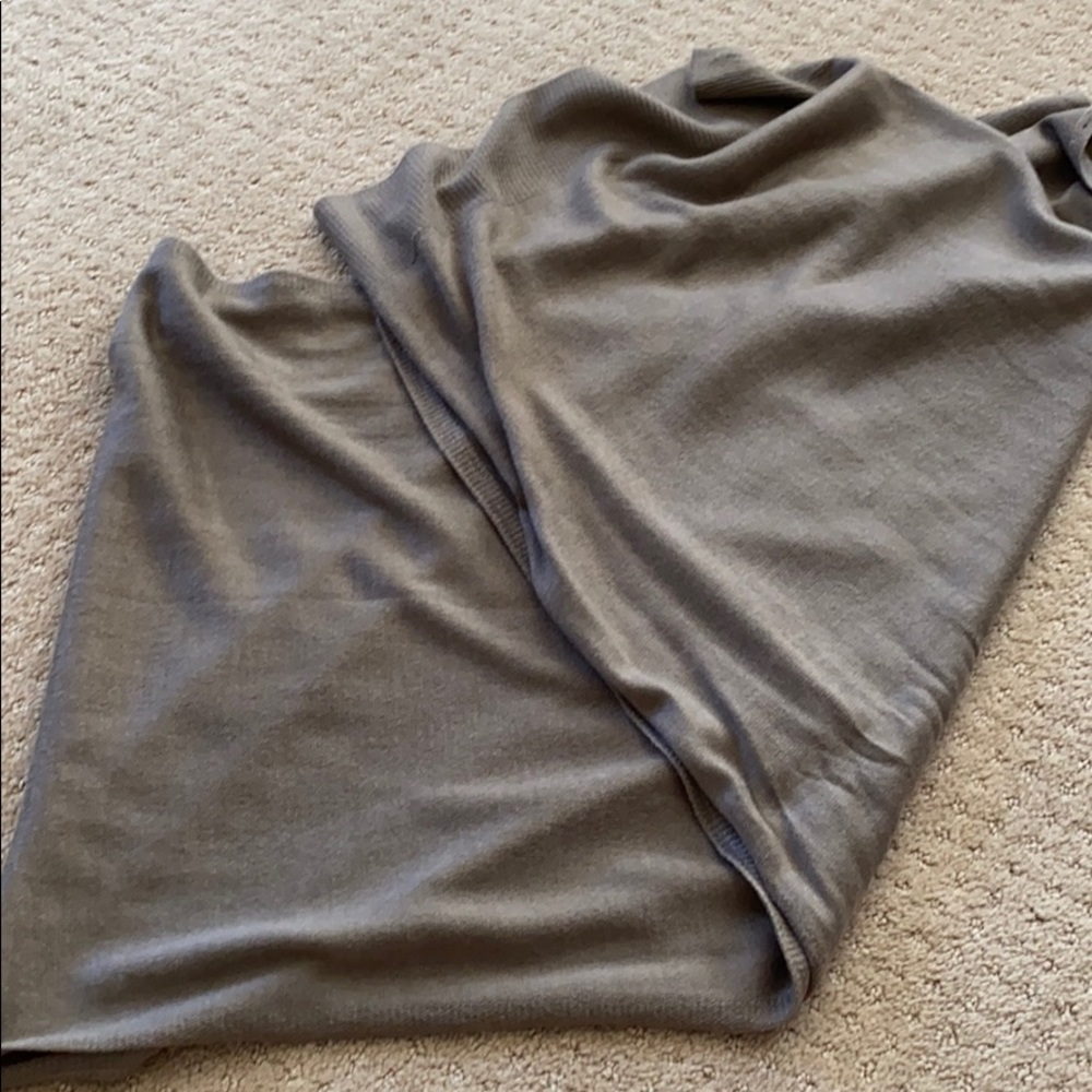 Shawl with button detail
